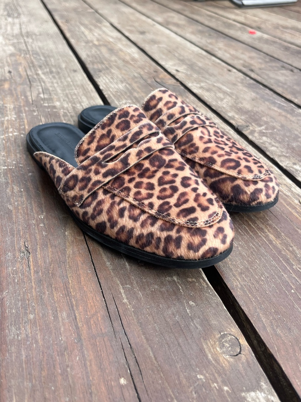Banana Republic - leopard print mules